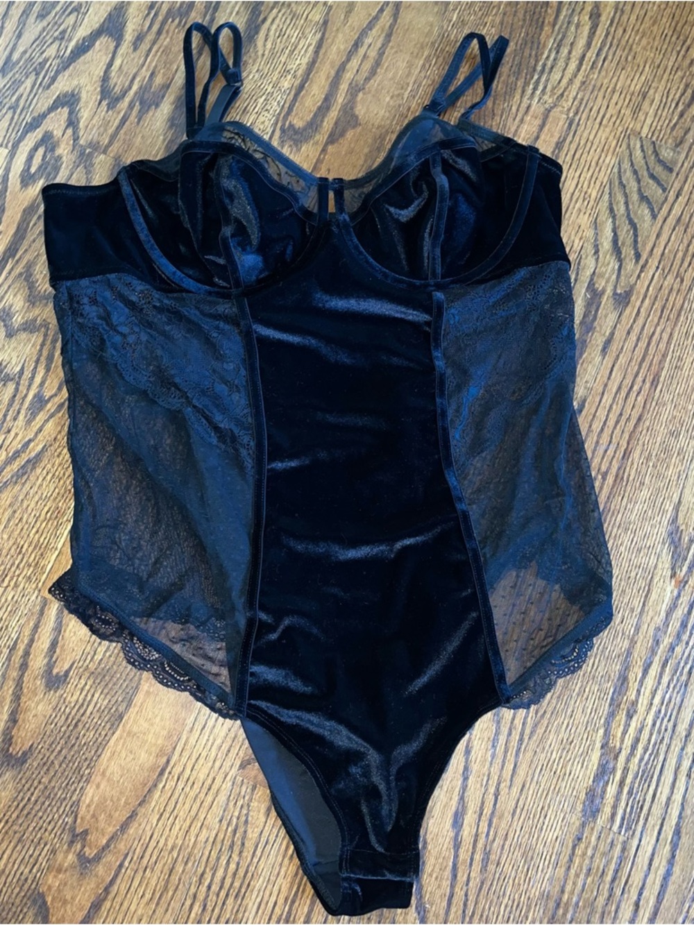 torrid curve Black Velvet Lace Bodysuit 2XL